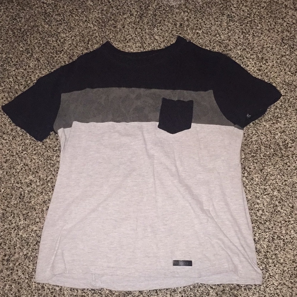 WTO2 shirt really new hardly worn